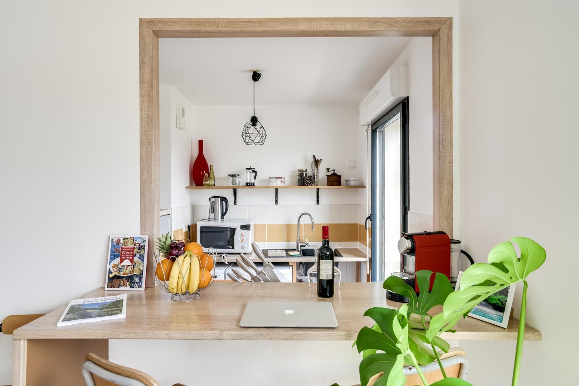 Votre Escale - Le Petit Montmartre Apartment Niort Exterior foto