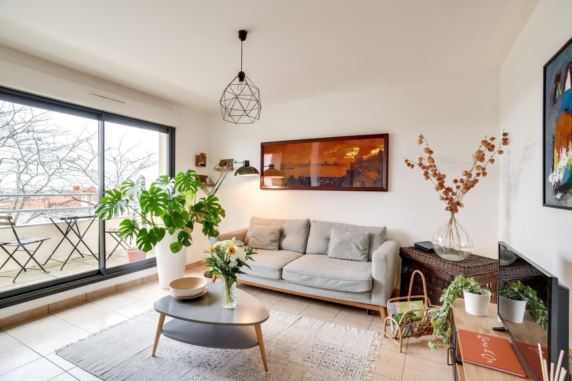 Votre Escale - Le Petit Montmartre Apartment Niort Exterior foto